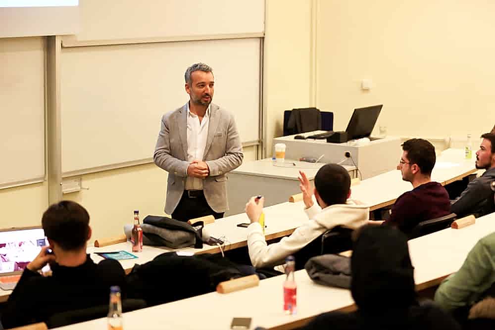 Marka Yonetimi Danismani